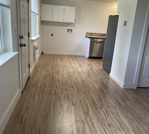 4th image of 1212 S Maple St #3
