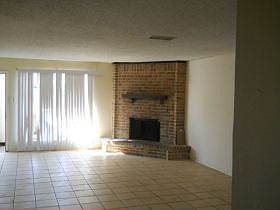 2nd image of 5 E Mountain Creek Ct