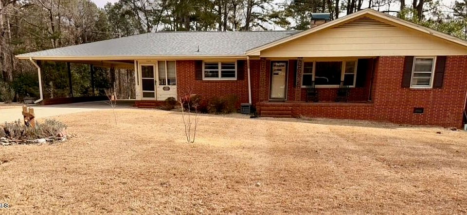 1st image of 102 Hillcrest Dr