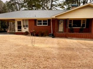 102 Hillcrest Dr, Smithfield, NC 27577