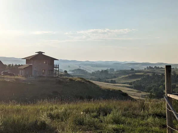 11077 Ridge Rd, Belle Fourche, SD 57717