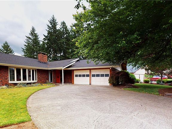 3rd image of 3465 Scenic Dr SE