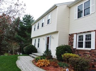 105 Bellamy Rd, Cheshire, CT 06410