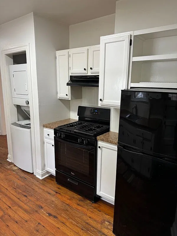 1 bed, 1.0 bath, 572 sqft, $1,695 — Photo 3