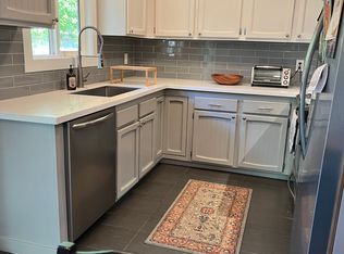 2811 SW Spring Garden St, Portland, OR 97219