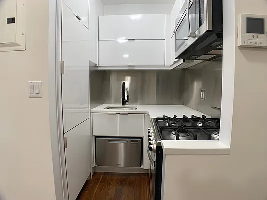 Rented by Corcoran | media 3