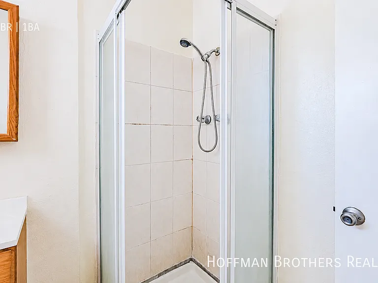 1222 3/4 W 109th Pl — Photo 9