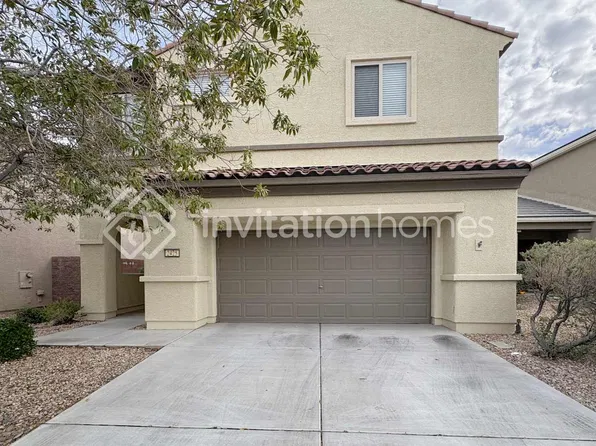 2425 Rue Royale St, Henderson, NV 89044