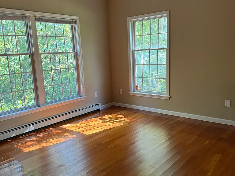 1 Meadowbrook Ln — Photo 11