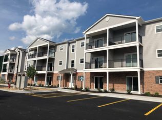 853 E Main St UNIT 3F, Dundee, IL 60118
