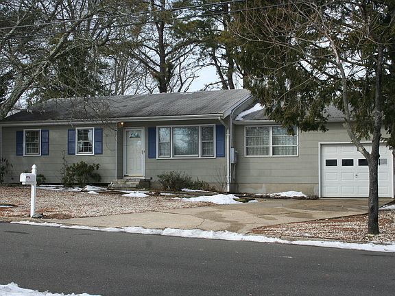 2nd image of 1222 Tyler Dr