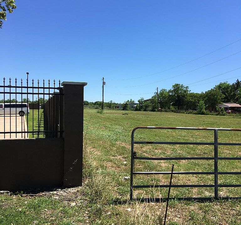 2nd image of 5620 7th St