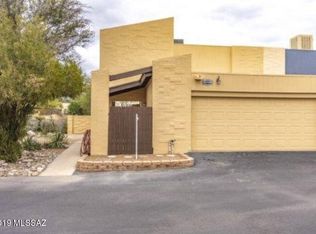 1820 N Camino De La Cienega, Tucson, AZ 85715
