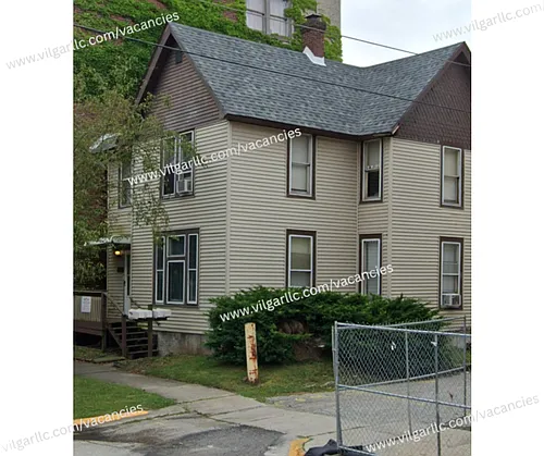 708 Perry St Photo 1 708 Perry St Photo 1