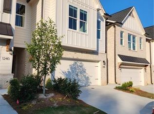 1242 Winterhaven Dr, Cumming, GA 30041