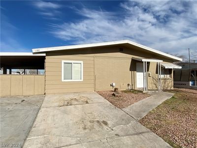 1120 Greenway Dr, Las Vegas, NV, 89108