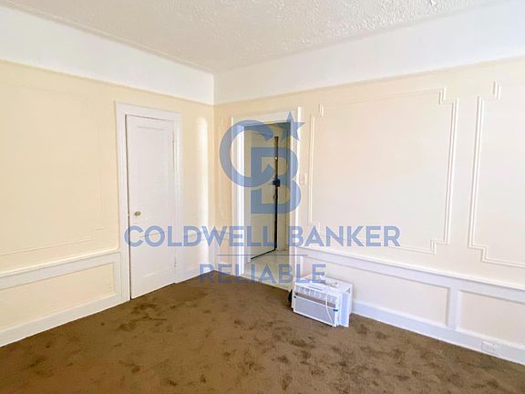 2nd image of 206 Bay 31st St APT 1F