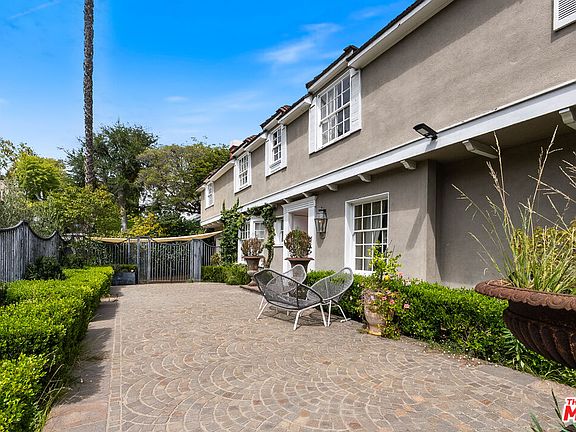 4th image of 1450 N Doheny Dr