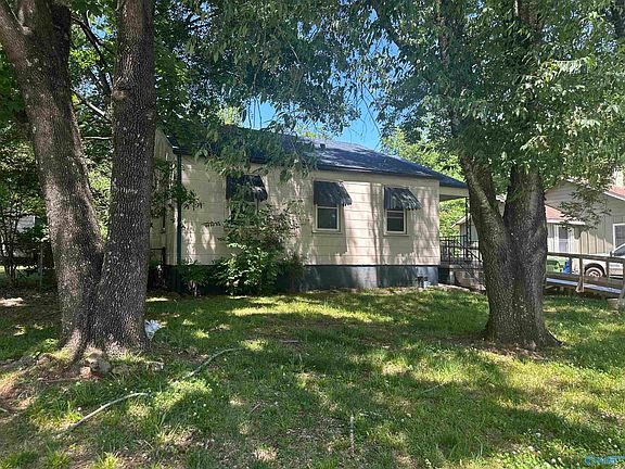 2nd image of 2105 N Rose Dr SW