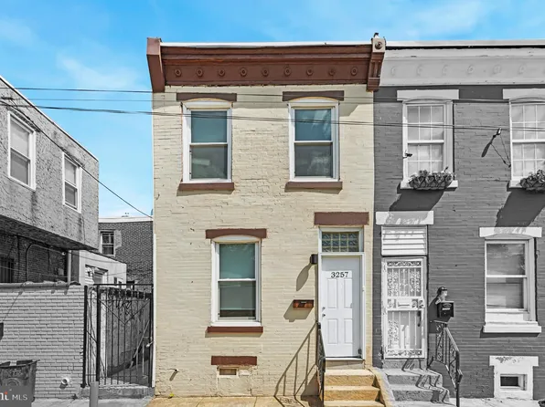 3257 Hartville St, Philadelphia, PA 19134