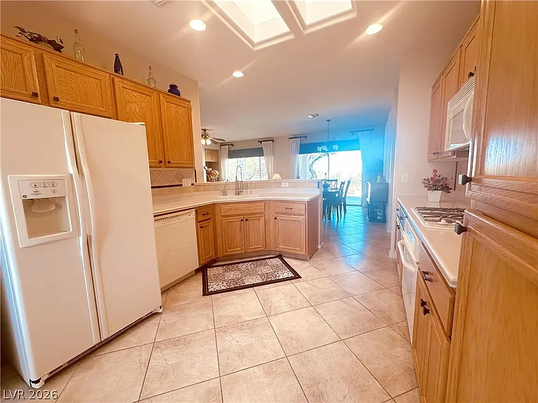 2988 Yellow Springs Ct — Photo 12