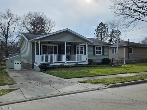 3658 Prospect St, Mogadore, OH 44260