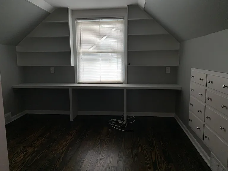 23100 Church St — Photo 13