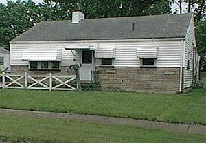 1st image of 1836 Bonnie Brae Ave NE