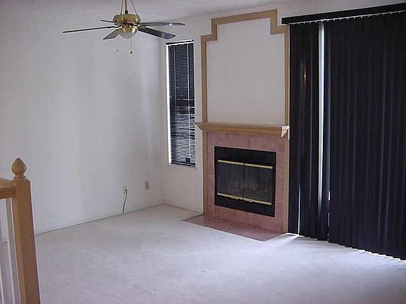3rd image of 3174 E Oceanline Dr