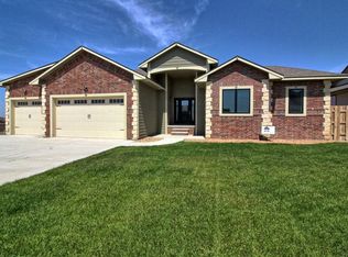 2323 Stetson Way, Garden City, KS 67846