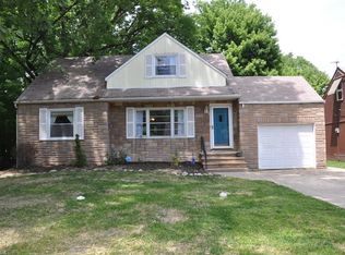 5312 W Ridgewood Dr, Parma, OH 44134