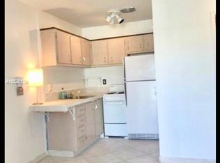 2213 Lincoln St APT 2, Hollywood, FL 33020