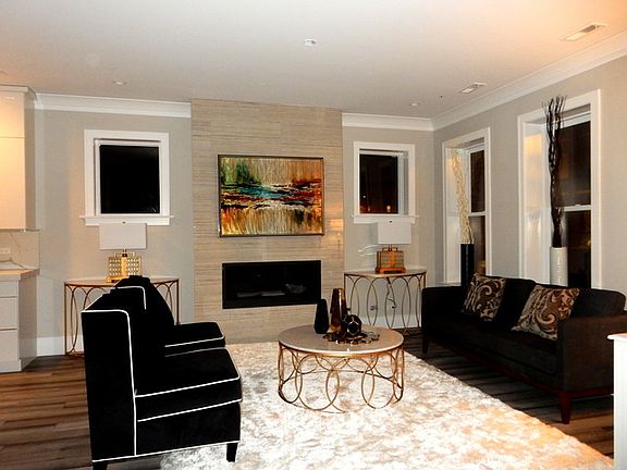 2nd image of 2819 N Lincoln Ave #3
