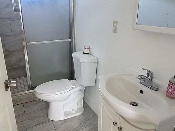 5th image of 13066 Jouett St