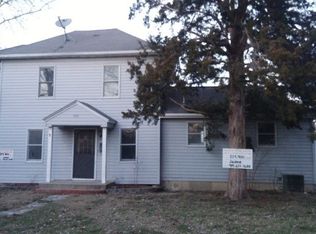 605 Oak St, Macon, MO 63552