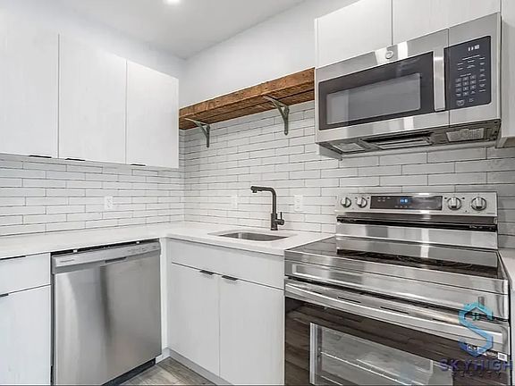 4th image of 1334 Bushwick Ave #4P