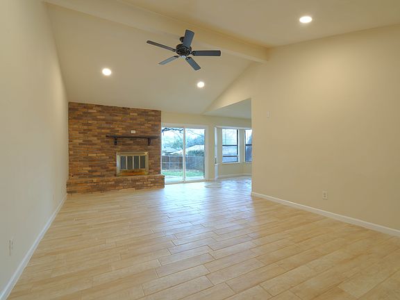 5th image of 8401 Brookview Dr