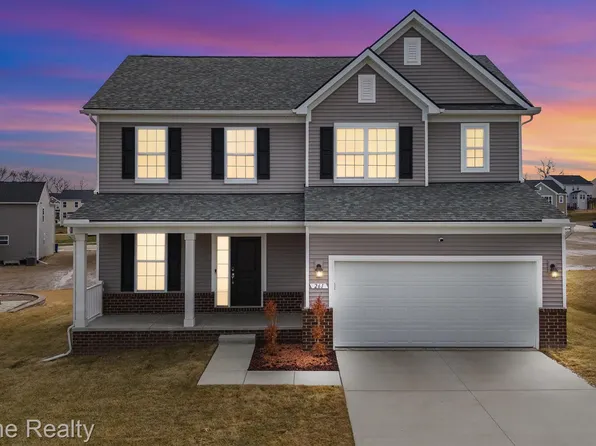 261 Quartz Way, White Lake, MI 48386