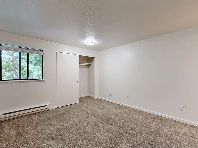 Tualatin Heights — Photo 53