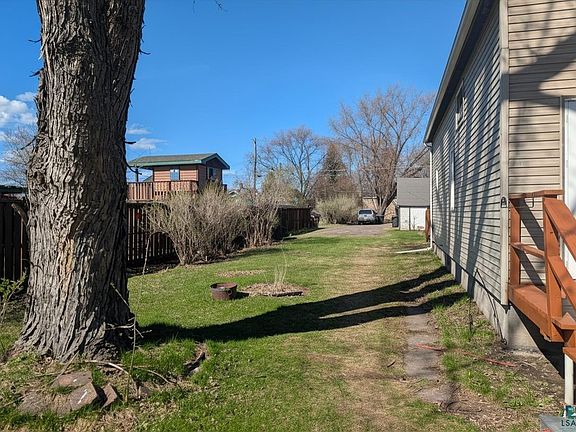 3rd image of 3713 E 3rd St