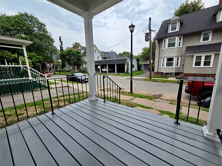 8 Brighton St — Photo 14
