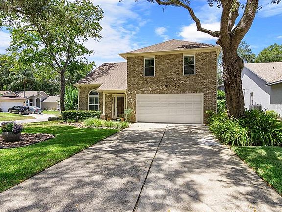 2nd image of 1519 Oakwood Ct