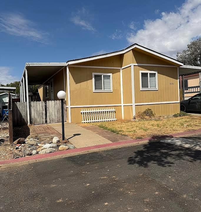 1st image of 5854 Park Cir