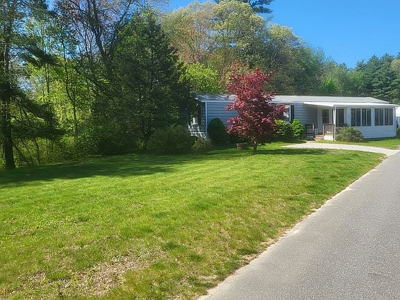 2nd image of 141 Pine Ave