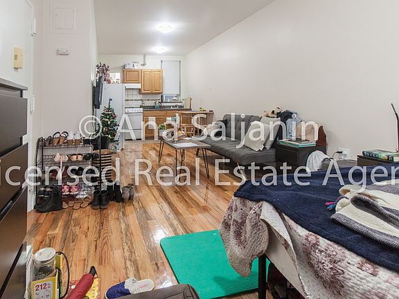 4th image of 34-22 42nd St #1RF