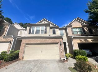 1045 Justins Place Ct, Lawrenceville, GA 30043