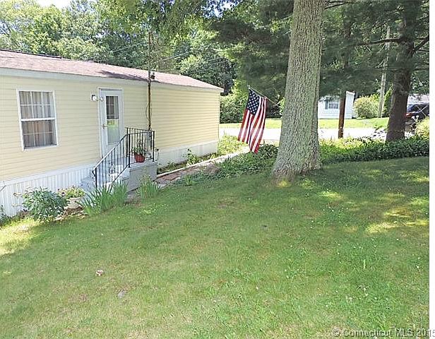 View of front of home to st...