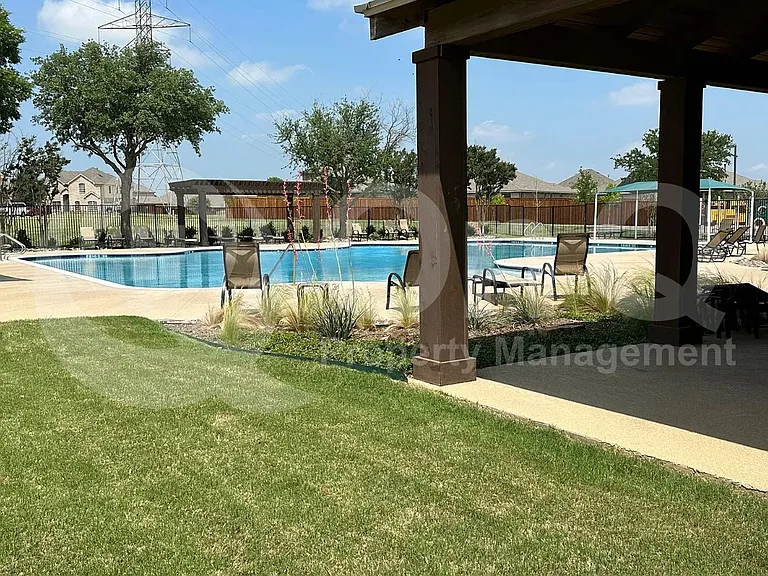 8613 Wildwest Dr — Photo 14