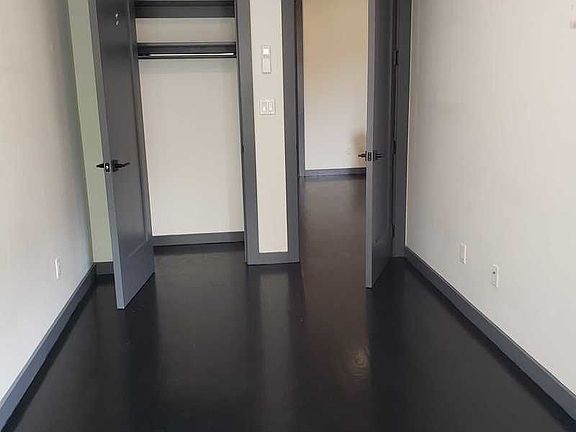 4th image of 328 Eldert St #2FF