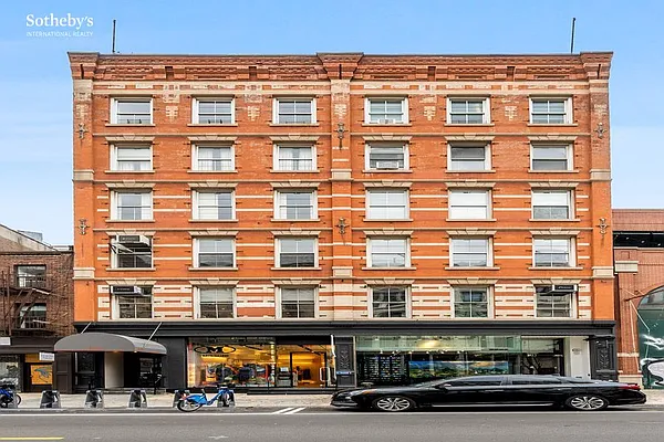 Rented by Sotheby's International Realty | media 20